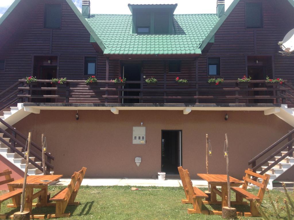 Sun Village Apartments Zabljak Bagian luar foto