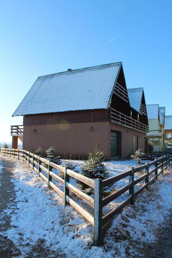 Sun Village Apartments Zabljak Bagian luar foto